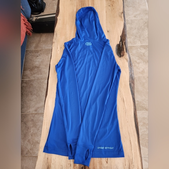 Under Armour women's heat gear running top - Picture 2 of 6